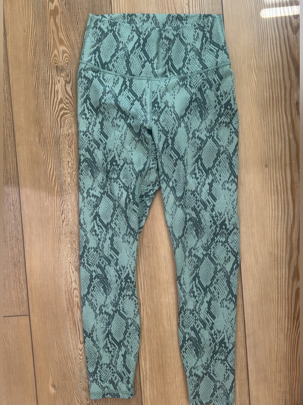 Fabletics snake print leggings
